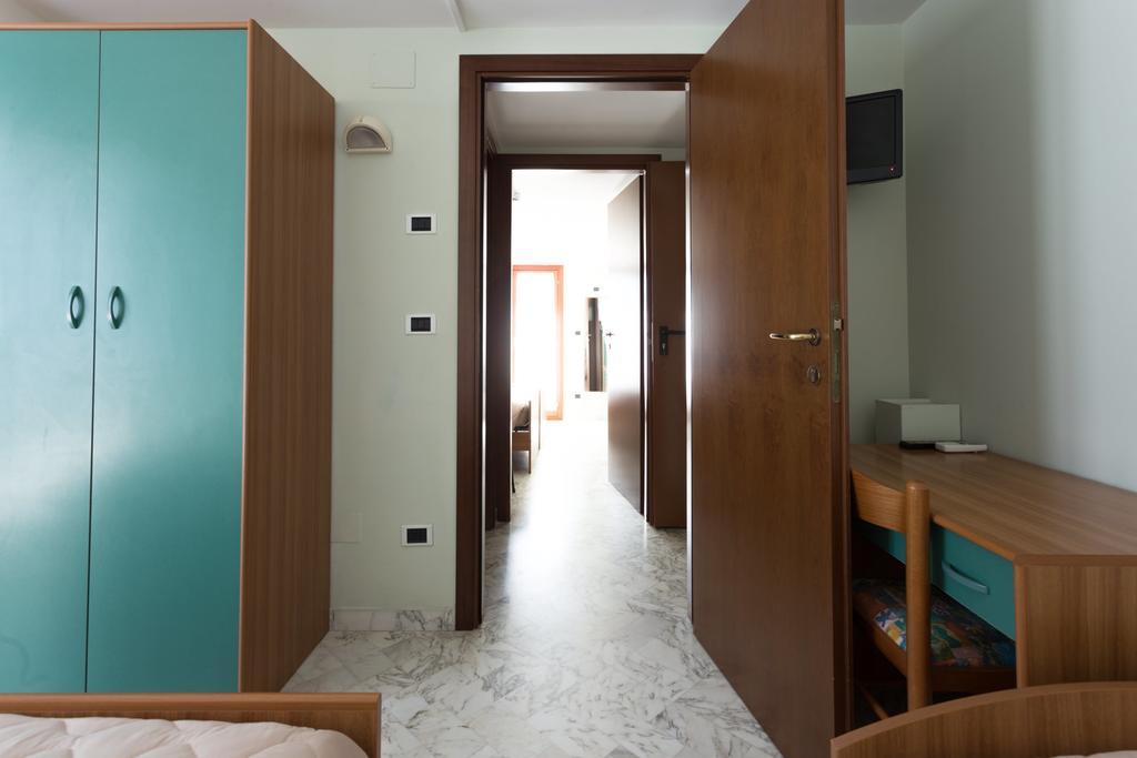 Roma Hotel Pineto Kültér fotó