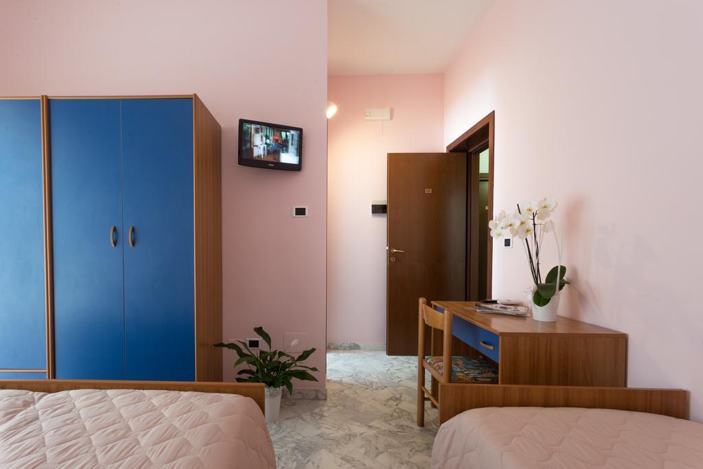 Roma Hotel Pineto Kültér fotó