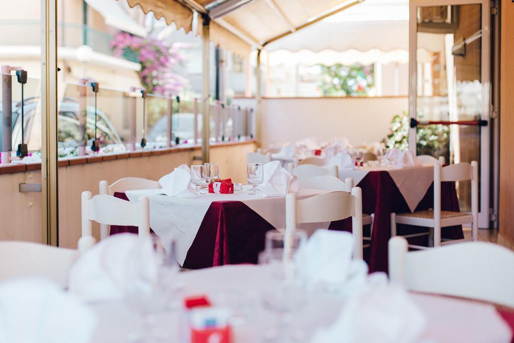 Roma Hotel Pineto Kültér fotó