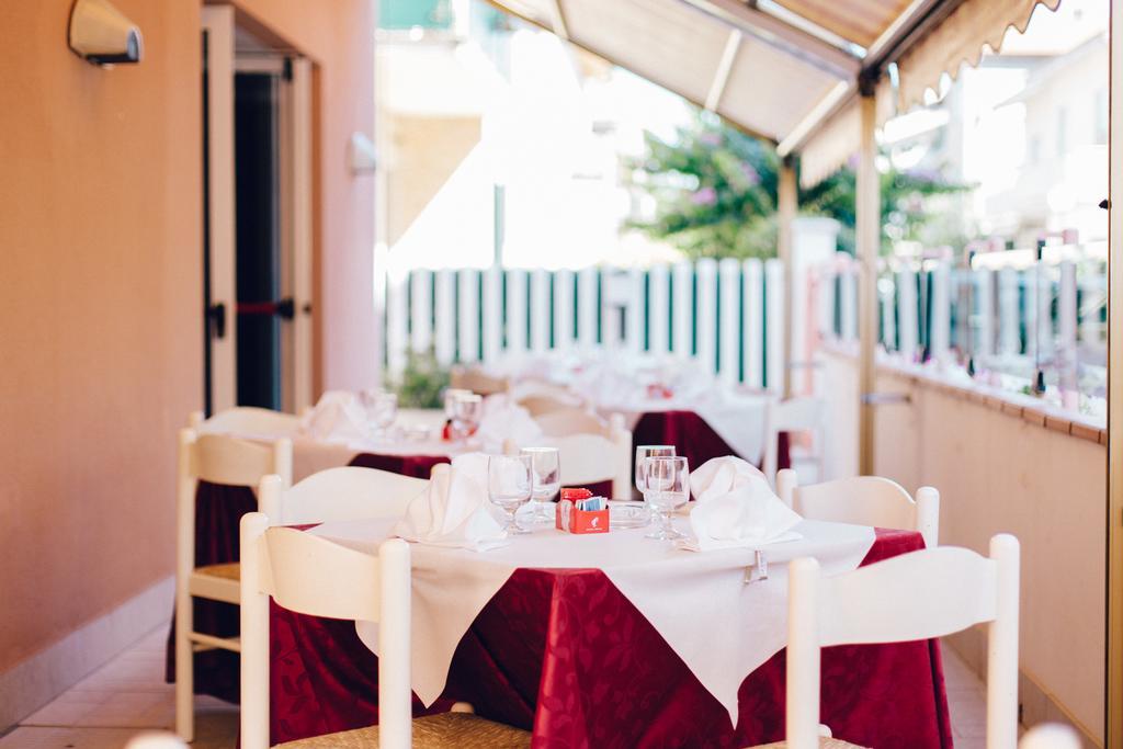 Roma Hotel Pineto Kültér fotó