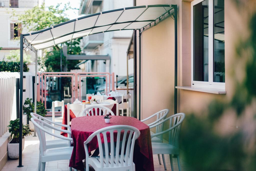 Roma Hotel Pineto Kültér fotó